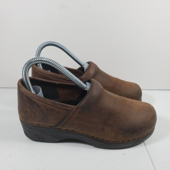Women's L.L.Bean Brown Size 6 Clogs - Picture 7 of 7